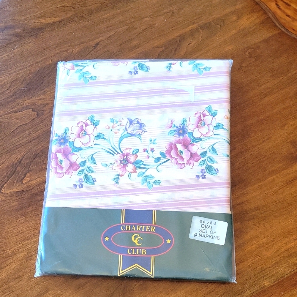Vintage Charter Club Tablecloth & Napkins